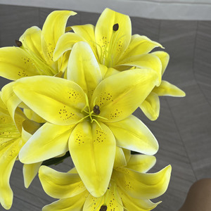 9 teste 3D stampato morbido in lattice giglio Bouquet in lattice vero tocco giglio fiore - Product Image 3