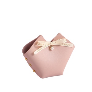 Custom New Creative <b>Pink</b> Wholesale Candy <b>Gift</b> <b>Bag</b> Packaging and Stylish <b>Gift</b> <b>Bags</b> - Product Image 1