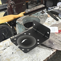 Support de montage de prise de remorque à 7 broches en fer noir modèle A10619-01 RV/camion/remorques de voyage Support de faisceau de câblage résistant à la rouille