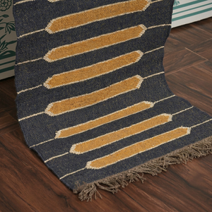Tapis de salon marocain géométrique Kilim fait main, rectangulaire, en laine et acrylique, à poils moyens, avec envers antidérapant en latex, écologique - Product Image 1