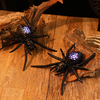 T1484 2024 idée créative Halloween accessoire décoratif araignée tour jouet Simulation plastique araignée LED jouets