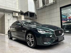 <span class=keywords><strong>Jaguar</strong></span> <span class=keywords><strong>XE</strong></span> LWB (XEL) 2022 2.0T 250PS <span class=keywords><strong>R</strong></span>-<span class=keywords><strong>DYNAMIC</strong></span> S 8AT RWD de Segunda Mano, Sedán Mediano de Lujo de 5 Plazas, Auto Británico - Product Image 1