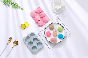 Moldes de Silicona para Pasteles con Diseño de Bolas, Reutilizables, de Grado Alimenticio, Lindos Moldes Magnéticos de Silicona para Chocolate, Dulces y Hielo - Product Image 2