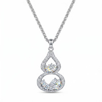 Collier pendentif porte-bonheur en laiton creux en forme de gourde, entièrement pavé de zircons multiformes pour femme
