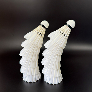 Volant <span class=keywords><strong>de</strong></span> <span class=keywords><strong>badminton</strong></span> <span class=keywords><strong>de</strong></span> compétition SNOWPEAK SP707 en plumes d'oie droites <span class=keywords><strong>de</strong></span> qualité supérieure pour clubs et centres, vente en gros, support OEM - Product Image 6