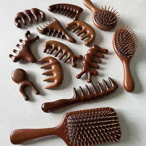 Peine de masaje Antiestático de sándalo de seda dorada mullido hogar <span class=keywords><strong>madera</strong></span> pérdida de cabello cabeza meridiano cojín de aire para una mejor legibilidad - Product Image 1