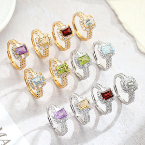 Anillos Ajustables de Plata de Ley 925 con Baño de Oro y Cristal Natural Rectangular de 5*7mm, Acabado Cepillado Antideslustre - Product Image 3