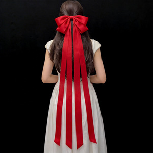 Pinza para el cabello con lazo rojo transparente de estilo antiguo y cinta larga, con clip de resorte, adorno para la cabeza para un look juvenil. - Product Image 1