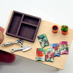 Ensemble d'outils de jardinage miniatures pour maison de poupée, boîte en bois, pelle, bêche, râteau, accessoires pour plantes en pot et graines - Product Image 3