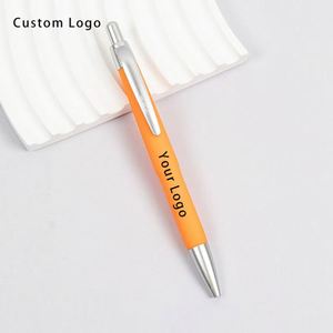 Stylo bille publicitaire en plastique personnalisé avec logo pour commande en gros – Fournitures de bureau promotionnelles, stylo marketing pour hôtels - Product Image 1