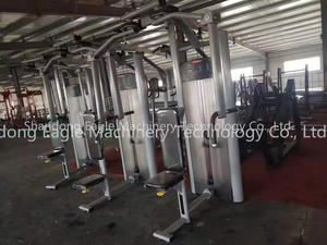 Máquina de Gimnasio YG-6006 de Alta Calidad para Entrenamiento Muscular Comercial de Deltoides Posteriores y Pectorales - Product Image 4