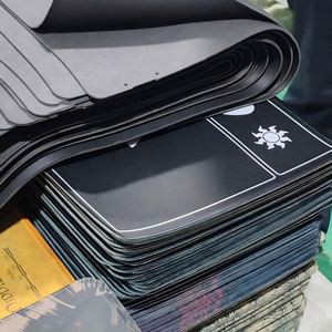 Tapis de souris de bureau personnalisé en caoutchouc antidérapant pour jeux vidéo, grand format, impression par sublimation, tapis de bureau XL XXL, sublimation de logo et d'art - Product Image 1