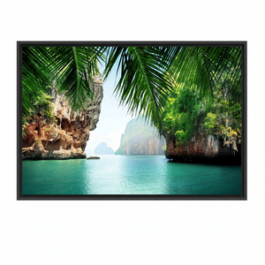Lienzo Impreso con Vista Panorámica de Bahía Tropical Tailandesa: Decoración Moderna con Vista al Mar, Lienzo con Marco Negro - Product Image 2