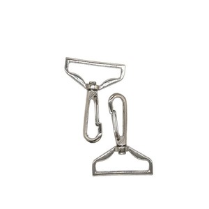 Clip giratorio metálico de tres líneas de alta calidad para bolsos, ropa, llaveros, accesorios de manualidades, acabado pulido, OEM personalizable - Product Image 3