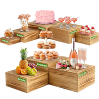 Lot de 8 supports de buffet en bois de pin, présentoirs alimentaires en cubes emboîtables multi-tailles pour table de buffet et traiteur, rehausseurs de nourriture pour buffet