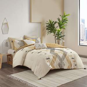 DB Comforter Set 3-Piece Cotton Floral Solid Printed Woven Technique Soft <b>Polyester</b> <b>Filling</b> for Home Wedding Hotel Hospital Use - Product Image 1