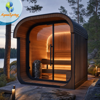 Sauna extérieur sur mesure pour 4 personnes avec porte en verre trempé et chauffage électrique Harvia, en bois de cèdre rouge imperméable