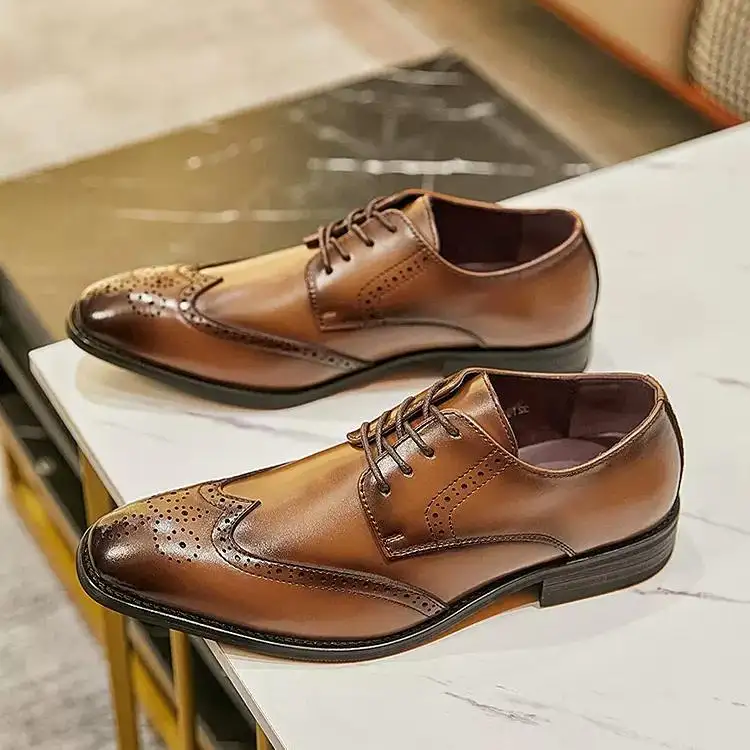 New Carved Lace Up Pointy Derby Business Wedding Italian Shoe Men Leather Dress Shoes Oxfords