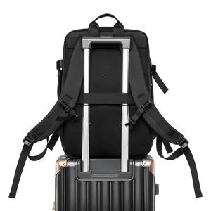 Sac à dos pour ordinateur portable de grande capacité personnalisé, imperméable, multifonctionnel, pour les voyages en plein air, sac à dos pour les voyages d'affaires - Product Image 4