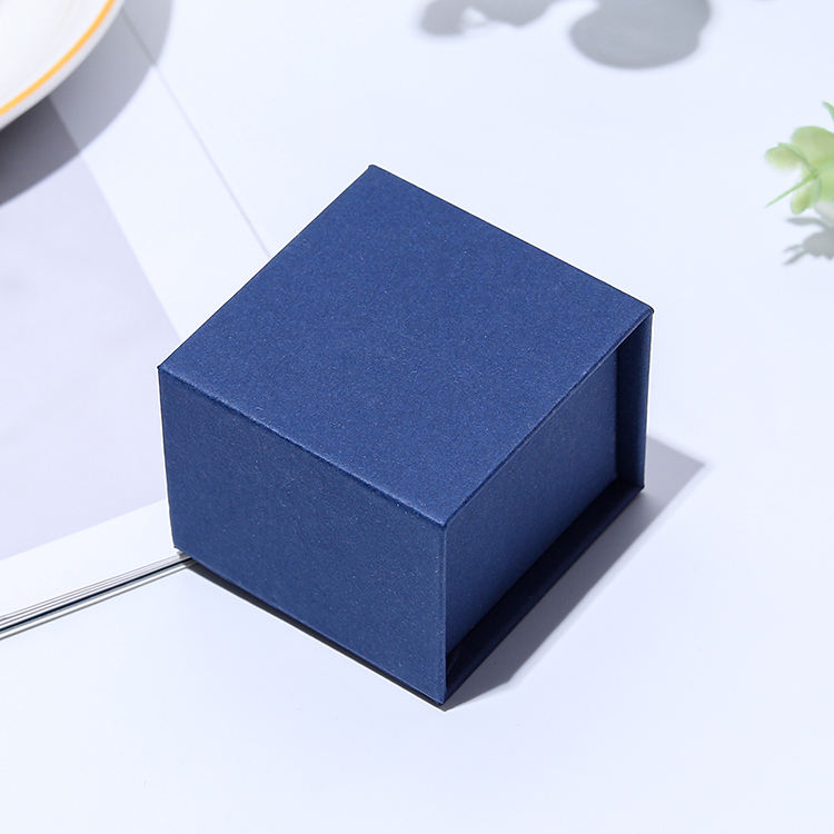 Boîte à bracelets (9*7*3)