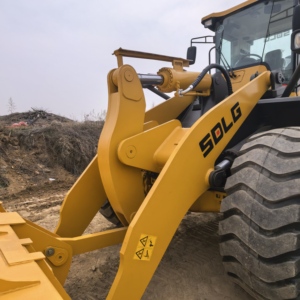 รถตักดิน SDLG 958F มือสองคุณภาพสูง สภาพดี ใช้งานน้อย ใช้งานง่าย เครื่องจักรสำหรับงานหนัก เหมาะสำหรับการส่งออกทั่วโลก - Product Image 5