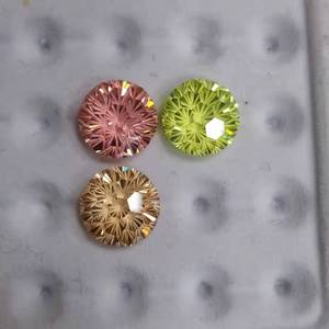Vente en gros de pierres en vrac Cubica Zirconia 5A CZ, taille brillant rond flamme étoile, 4-10 mm - Product Image 3