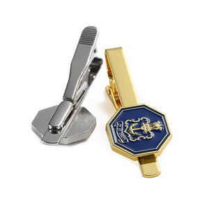 Costume <span class=keywords><strong>de</strong></span> mariage chemise hommes boutons <span class=keywords><strong>de</strong></span> <span class=keywords><strong>manchette</strong></span> <span class=keywords><strong>luxe</strong></span> en alliage <span class=keywords><strong>de</strong></span> Zinc métal pince à cravate or argent 3D émail Logo boutons <span class=keywords><strong>de</strong></span> <span class=keywords><strong>manchette</strong></span> et pince à cravate ensemble - Product Image 4