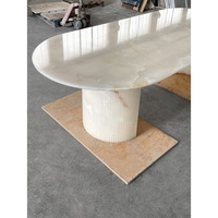 Meubles modernes de luxe en marbre d'agate naturelle personnalisés Table de salle à manger en marbre de haute qualité avec base rainurée Ensemble table à manger