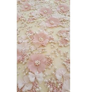 Tissu en dentelle perlée traditionnelle avec broderie artisanale, parfait pour les styles de lehenga élégants et les occasions cérémonielles - Product Image 3