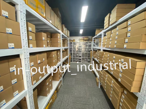 1 pezzo scarsi prodotti nuovo di zecca 6 es7 288-3ae04-0aa0 modulo di ingresso uno 6es7288-3ae04-0aa0 Plc - Product Image 3