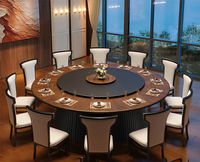 Großer Runder Holz-Esstisch mit Eingebautem Drehbarem Lazy Susan und Modernem Stuhlset für Restaurant-Bankettsaal