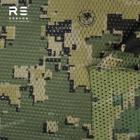 Tissu en maille imprimé double face léger 120 g/m² US4CES, camouflage woodland néerlandais pour équipements tactiques et masques.