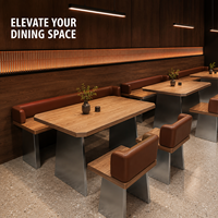 Ensemble de salle à manger compact et peu encombrant de qualité commerciale avec banquette en cuir et table en bois, chaises et tables pour restaurant