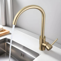 Robinet de cuisine de luxe moderne en acier inoxydable doré, mitigeur monocommande eau chaude et froide contemporain pour hôtels et projets