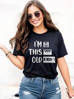 T-shirt rétro amusant « Je suis aussi vieux que ça » avec design vintage de cassette, disquette et VHS - Rétro années 90, excellente idée cadeau