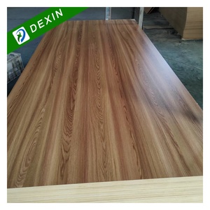 Contreplaqué mélaminé imperméable de 18 mm à grain de bois, panneau marin stratifié à âme combinée pour meubles - Product Image 1