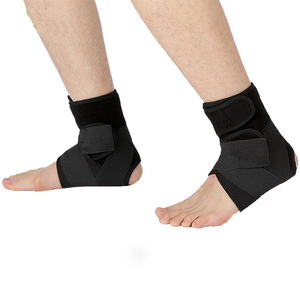 Soporte de tobillo de neopreno transpirable de compresión ajustable <span class=keywords><strong>para</strong></span> mujeres y hombres - Product Image 1
