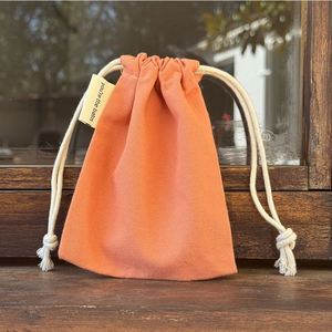 Sac à poussière en coton mousseline biologique recyclé certifié GOTS, biodégradable, avec cordon de serrage, logo personnalisé, taille et couleur personnalisables - Product Image 3