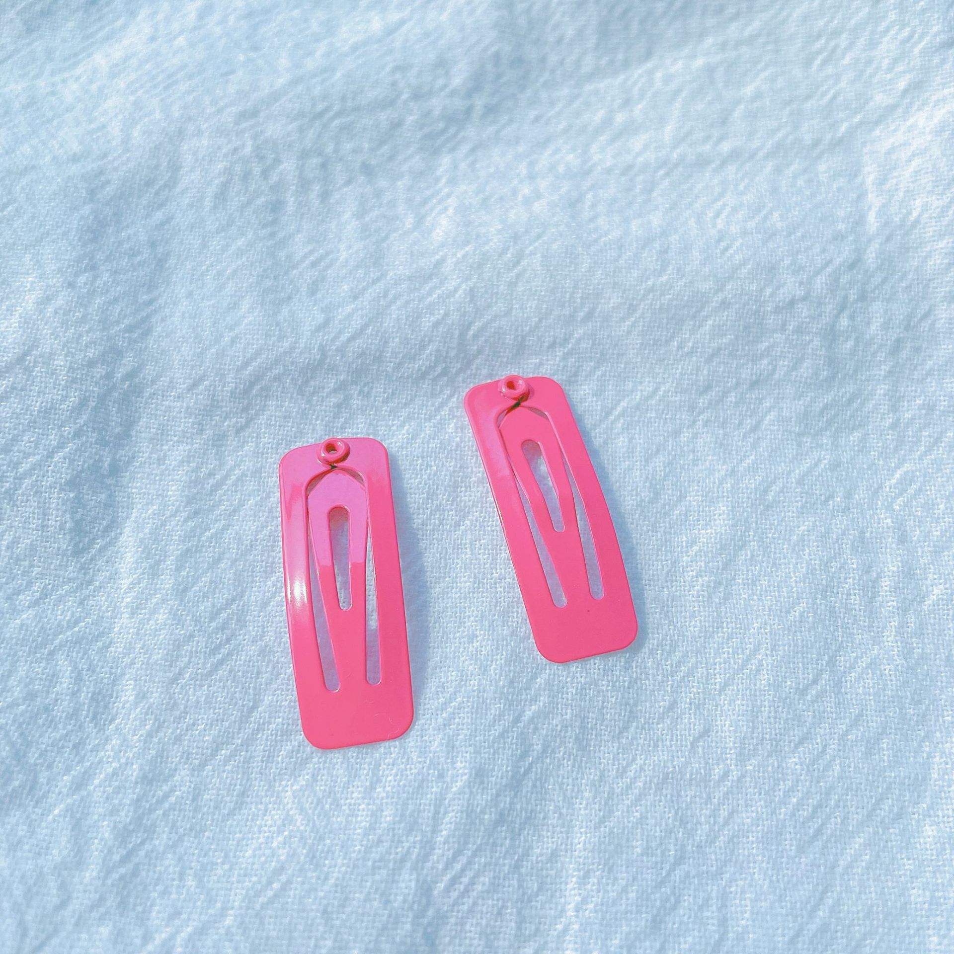 สีแดงกุหลาบ