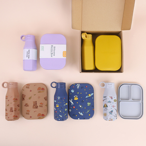 <span class=keywords><strong>Set</strong></span> <span class=keywords><strong>Pranzo</strong></span> <span class=keywords><strong>per</strong></span> Bambini da 800ml con 3 Scomparti, Moderno, Adatto al Microonde, Senza BPA, in Silicone, <span class=keywords><strong>per</strong></span> Scuola e Attività all'Aperto, con Bottiglia d'Acqua - Product Image 1