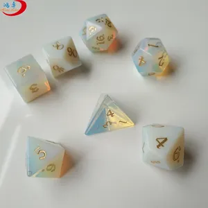 HZ personalizado 6 lados cristal gravado a laser dados para jogo de tabuleiro cura cristais