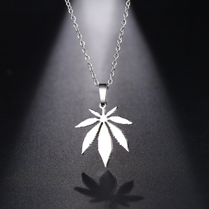 Collana con ciondolo a foglia per donna, gioielli semplici e alla moda, regalo per l'uso quotidiano - Product Image 2