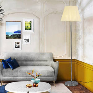 Nuevo estilo dormitorio moderno creativo calidez LED control remoto inteligente atenuación lámpara de pie de ratán - Product Image 2