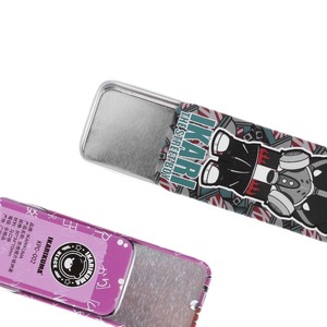 Boîte à plectres de guitare IKAR NPC-002 en alliage d'aluminium finition brossée, accessoire pour guitare acoustique - Product Image 1