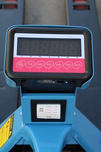 Transpaleta Manual WELIFTRICH con Báscula Integrada, Certificación CE/ISO, 1 Año de Garantía, Dimensiones de las Horquillas 1150/1220 mm - Product Image 5