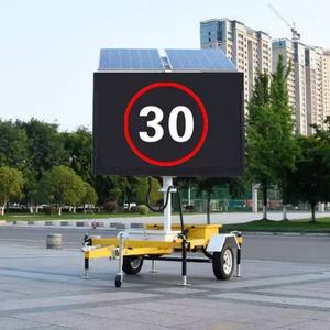 Écran LED couleur alimenté pour panneau de signalisation VMS pour remorques de camions, flèche de signalisation montée sur remorque, personnalisable, vente en gros directe usine - Product Image 4