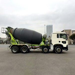 Camión Mezclador de Concreto ZOOMLION HOWO Sinotruck Usado, Tambor Verde, Cabina Blanca, Configuración de Ruedas 8x4, Maquinaria de Construcción - Product Image 1