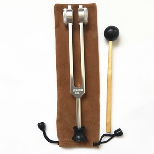 Diapason de thérapie vibratoire lesté 136,1 Hertz pour la méditation, le yoga et l'équilibre énergétique cardiaque - Vente en gros - Product Image 5
