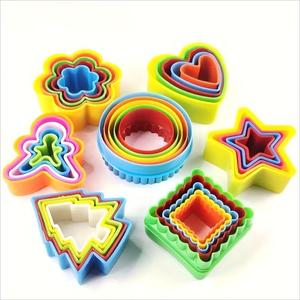 Baking colored plastic <b>cookie</b> <b>cutters</b>, mousse ring cake molds, fruit and vegetable cutting <b>cookie</b> <b>cutters</b>, embossing molds - Product Image 5