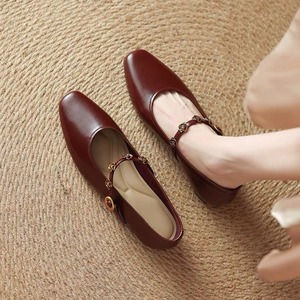 Single shoe women's spring 2026 new style bold rose red French flat Mary Jane <b>sandals</b> - Product Image 2